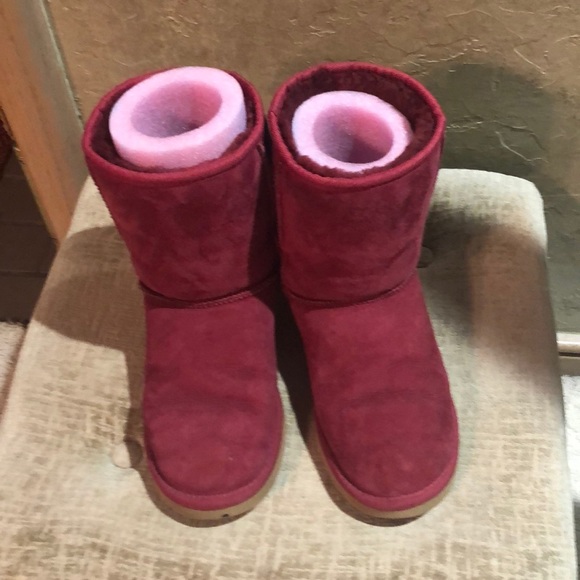 wine ugg boots